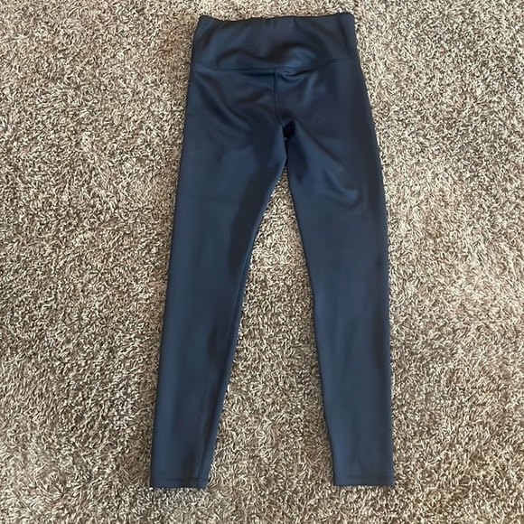 Nwot Under Armour Cold Compression Leggings - thick - Size small Cold Gear - Picture 4 of 4